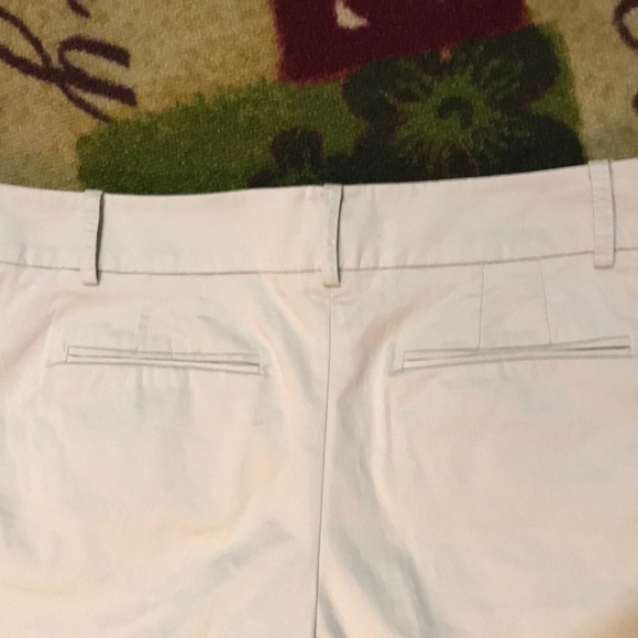 NWOT Gorgeous loft shorts size 10 - Picture 6 of 7